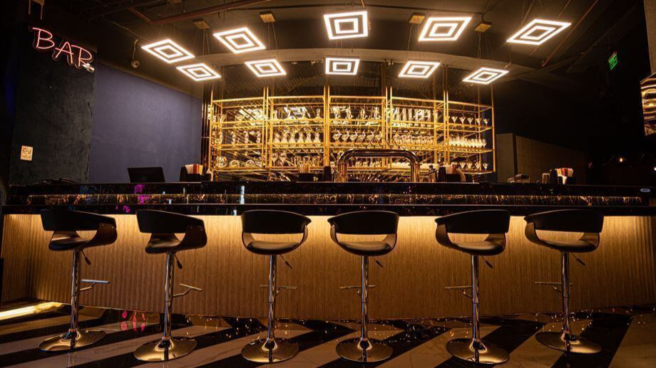 Sky Glass Brewing Co. -Lucknow Gallery 10
