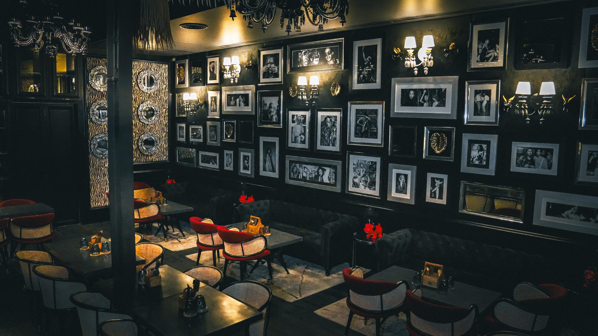 2 BHK Diner and Key Club - Pune Gallery 4